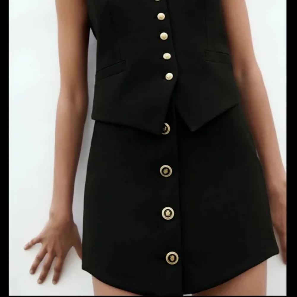 ZARA MINI SKIRT with black & gold front buttons BLACK SZ L - Picture 3 of 7
